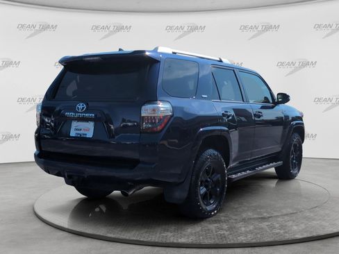 Used 2018 Toyota 4Runner SR5 Premium AWD/4WD image 8