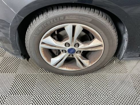 Used 2014 Ford Focus SE FWD image 9