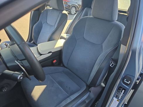 Used 2023 Lexus RZ 450e Premium image 16