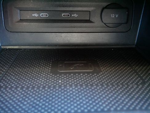 Certified 2023 Volkswagen Atlas SE image 27