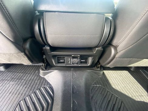 Used 2025 Chevrolet Silverado 2500 LT AWD/4WD image 24