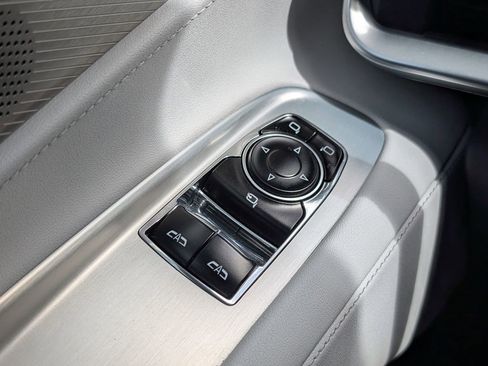 Used 2023 Chevrolet Corvette Stingray Preferred Cpe image 21