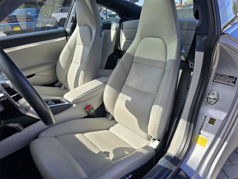 Used 2018 Porsche 911 Carrera image 14