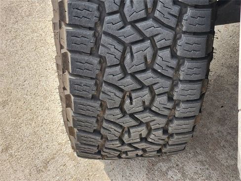 Used 2025 GMC Sierra 2500 SLT w/ Texas SLT Premium Package image 11