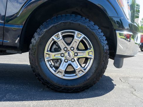 Used 2021 Ford F150 XLT w/ Equipment Group 302A High AWD/4WD image 10