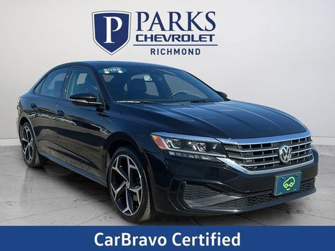 Used 2022 Volkswagen Passat 2.0T R-Line FWD image 1