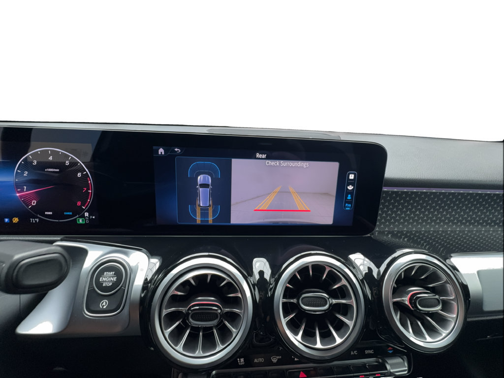 Used 2025 Mercedes-Benz GLB 250 4MATIC image 47