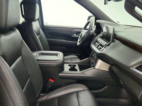 Used 2023 Chevrolet Tahoe Z71 w/ Luxury Package image 27