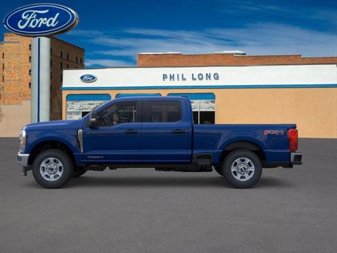 New 2026 Ford F250 XLT w/ FX4 Off-Road Package image 3