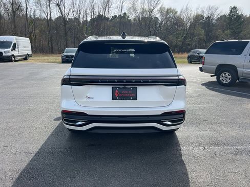 New 2026 Lincoln Nautilus Reserve image 5