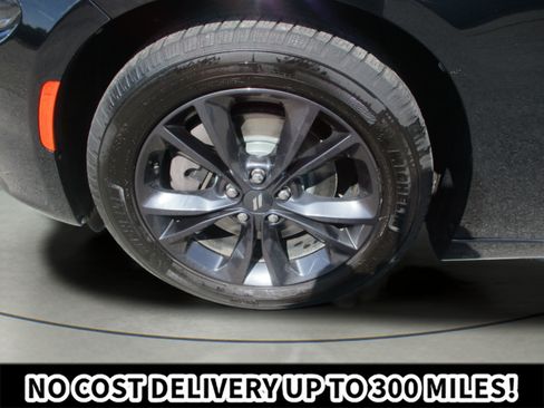 Used 2020 Dodge Charger SXT w/ Blacktop Package AWD/4WD image 35