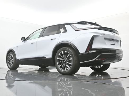 New 2026 Cadillac Lyriq Premium Sport image 17