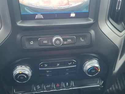 Used 2020 GMC Sierra 1500 4x4 Crew Cab w/ Sierra Value Package