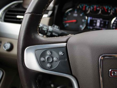 Used 2019 GMC Yukon SLT RWD image 17