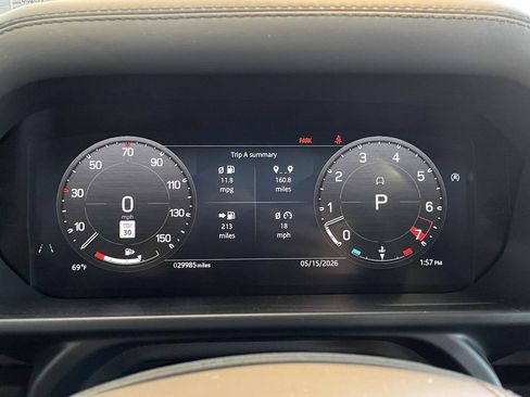 Used 2023 Land Rover Defender 110 V8 AWD/4WD image 40