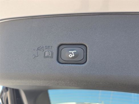 New 2026 Lincoln Nautilus Premier AWD/4WD image 25