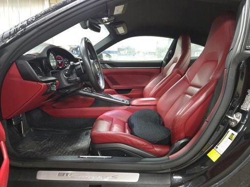 Used 2020 Porsche 911 Carrera S image 3