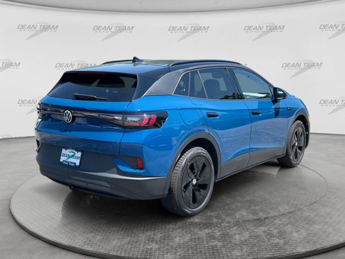New 2026 Volkswagen ID.4 Pro S Plus AWD/4WD image 8