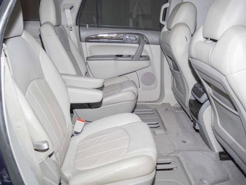Used 2015 Buick Enclave Leather image 17