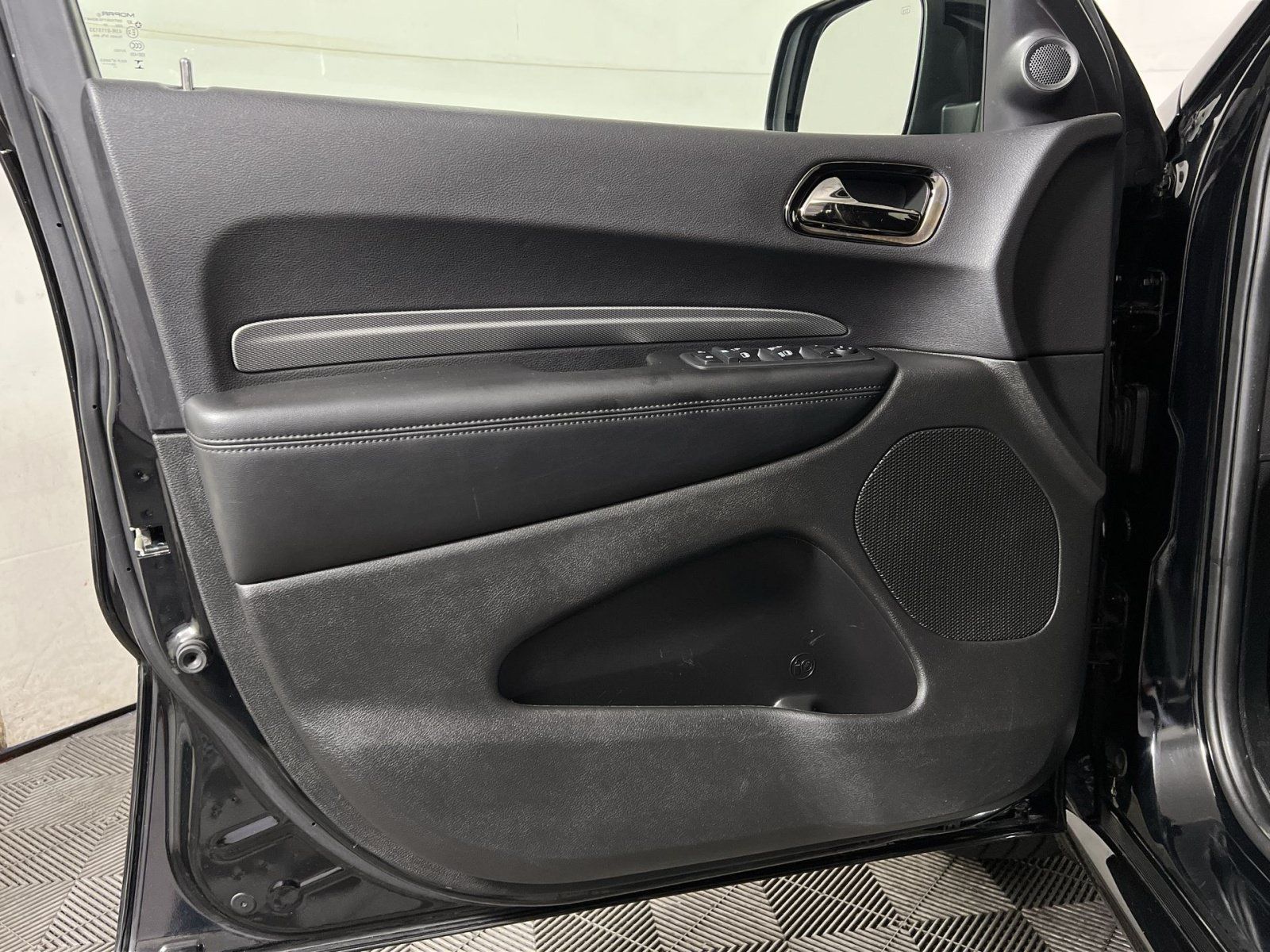 Used 2020 Dodge Durango GT w/ Blacktop Package AWD/4WD image 14