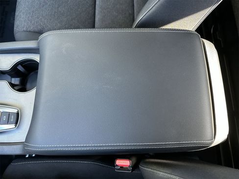 Used 2025 Honda Ridgeline Sport image 16