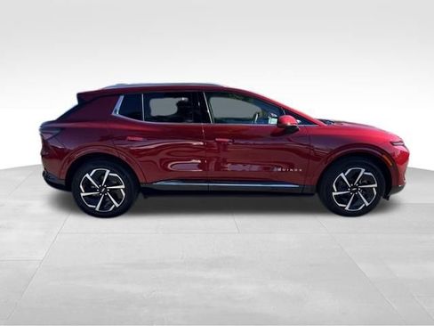 New 2025 Chevrolet Equinox EV LT image 5