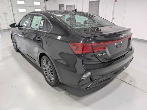 Certified 2024 Kia Forte GT-Line FWD image 9