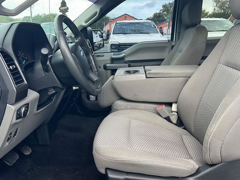 Used 2019 Ford F150 XLT w/ Equipment Group 302A Luxury image 10