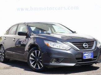 Used 2016 Nissan Altima 2.5 SV image 1