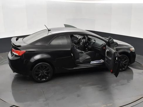 Used 2012 Kia Forte Koup SX w/ Leather Pkg FWD image 6