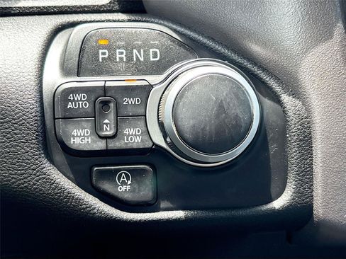 Used 2021 RAM 1500 Big Horn AWD/4WD image 16