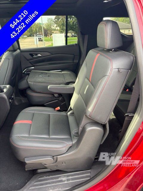 Used 2024 Chevrolet Traverse RS w/ LPO, Floor Liner Package AWD/4WD image 29