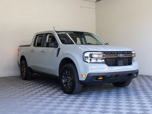 Used 2024 Ford Maverick Tremor w/ Tremor Off-Road Package AWD/4WD image 6