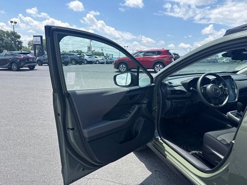 Certified 2026 Subaru Crosstrek 2.5i Premium AWD/4WD image 15