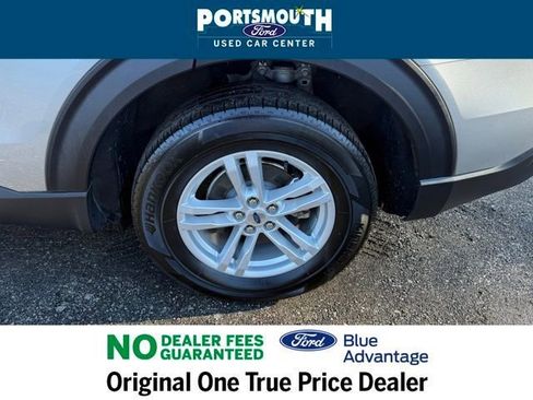 Certified 2022 Ford Explorer XLT w/ Equipment Group 202A AWD/4WD image 30