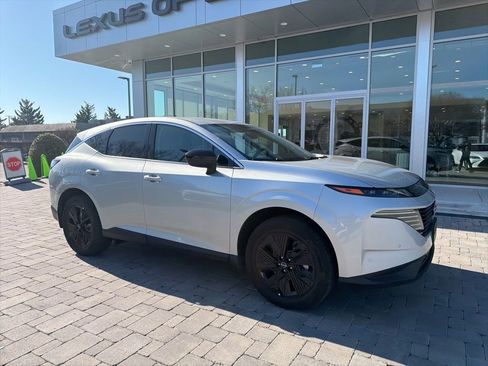 Used 2025 Nissan Murano SV image 5