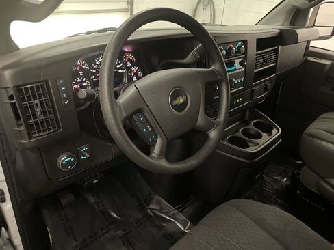 Used 2024 Chevrolet Express 2500 image 4