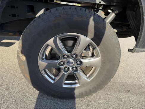 Used 2020 Ford F150 XLT w/ Equipment Group 302A Luxury AWD/4WD image 16