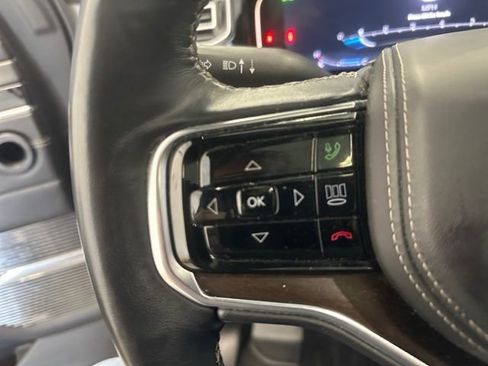 Used 2022 Jeep Grand Wagoneer Series II w/ Convenience Group III AWD/4WD image 39