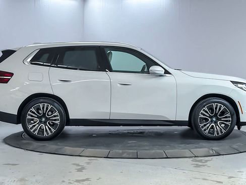 Used 2025 BMW X3 xDrive30i w/ Convenience Package image 8