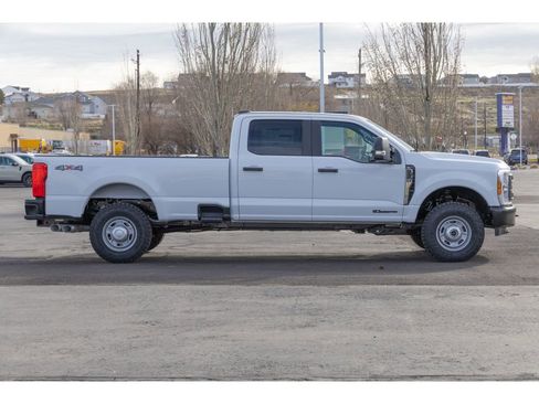 New 2026 Ford F350 XL w/ XL Off-Road Package AWD/4WD image 2