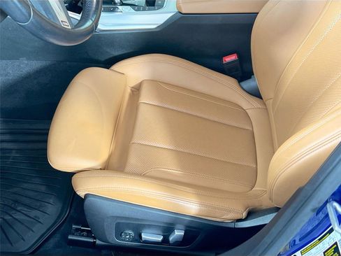 Used 2022 BMW 330i xDrive Sedan w/ M Sport Package AWD/4WD image 21