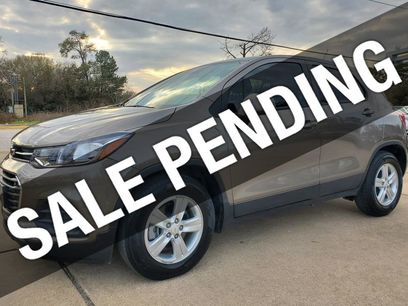 Used 2021 Chevrolet Trax LS w/ Tint and Cruise Package