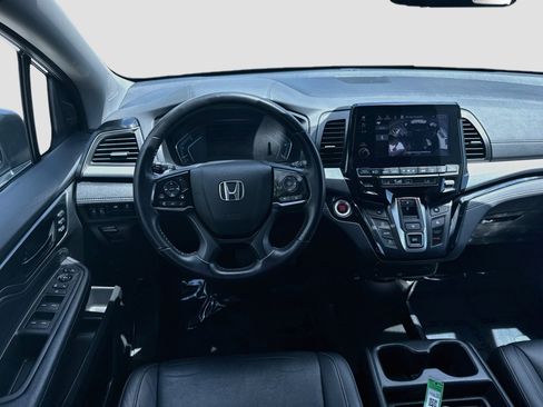 Used 2023 Honda Odyssey Touring image 18