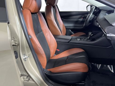 Used 2024 MAZDA MAZDA3 s image 25