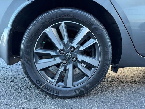 Used 2025 Nissan Versa SV w/ Trunk Package image 27