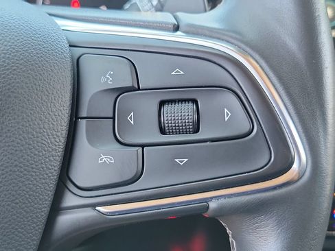 Used 2023 Buick Envision Essence FWD image 6