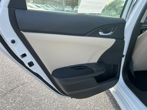 Used 2019 Honda Civic EX image 23