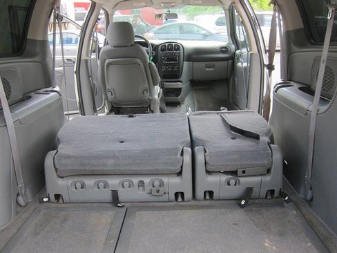 Used 2006 Dodge Grand Caravan SE w/ Popular Equipment Group I FWD image 17
