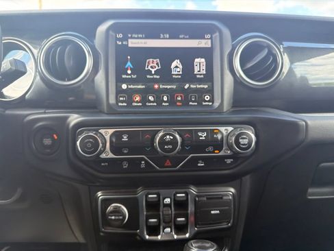 Used 2021 Jeep Wrangler Unlimited Sahara AWD/4WD image 24